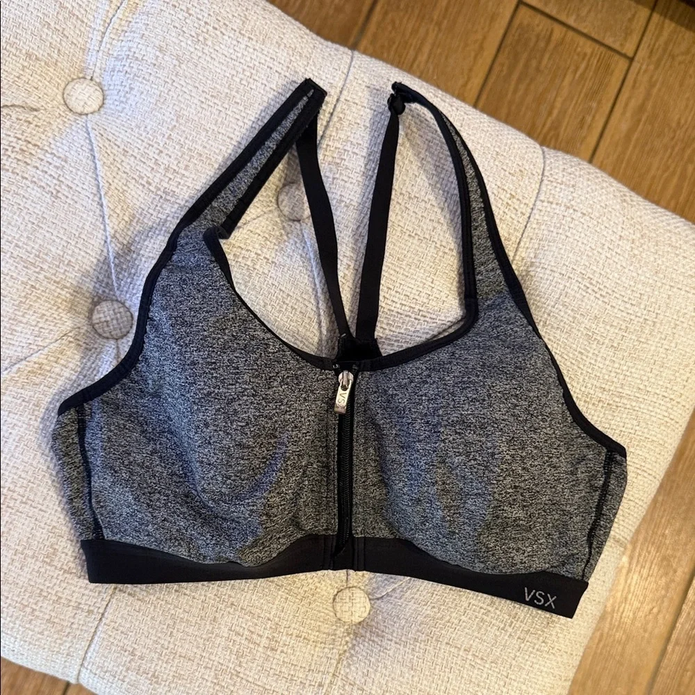 Victoria's Secret Knockout VSX Sport Gray and Black Zip Front Sports Bra 36B